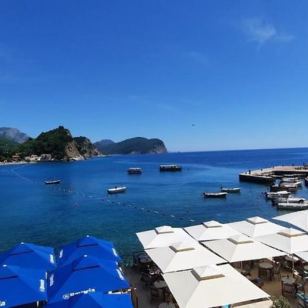 Ambassador Apartments Petrovac Ngoại thất bức ảnh