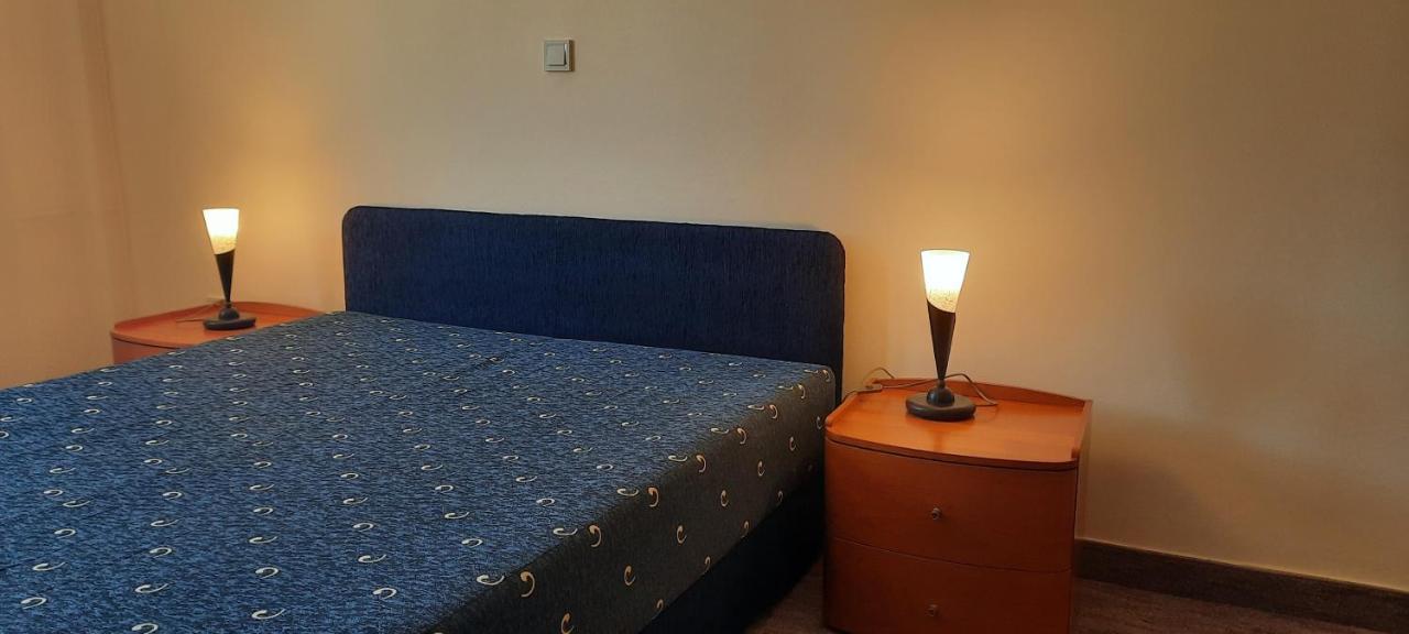 Ambassador Apartments Petrovac Ngoại thất bức ảnh