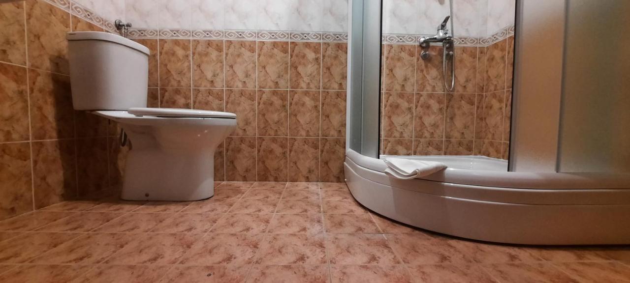 Ambassador Apartments Petrovac Ngoại thất bức ảnh