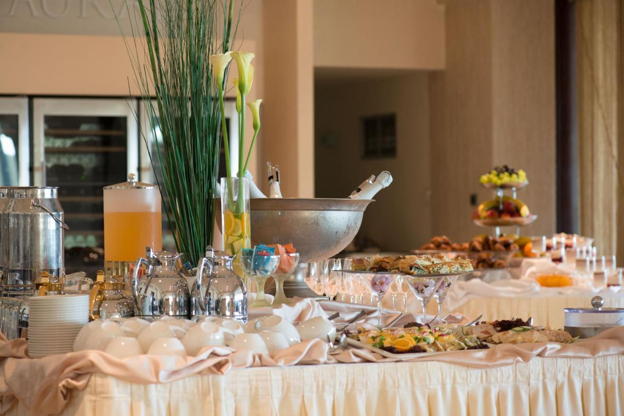 Ambassador Apartments Petrovac Ngoại thất bức ảnh